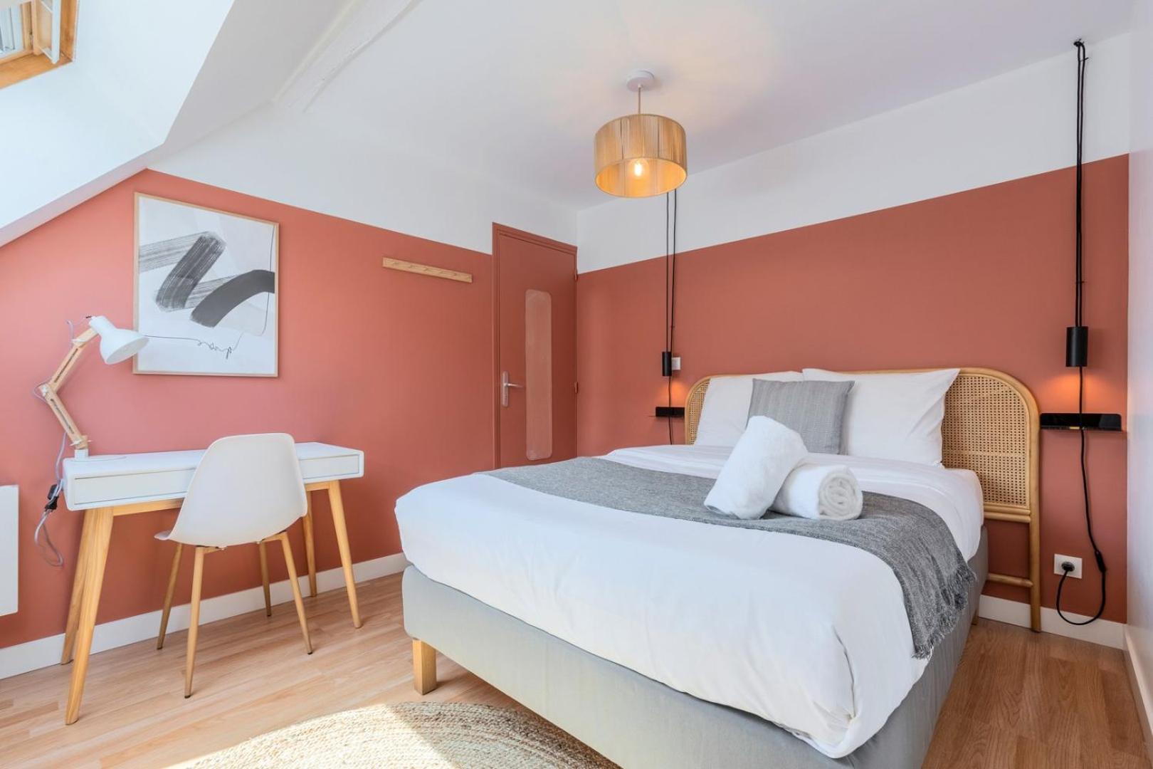 Bright 3-Bedroom 2-Bathroom Flat ليل المظهر الخارجي الصورة